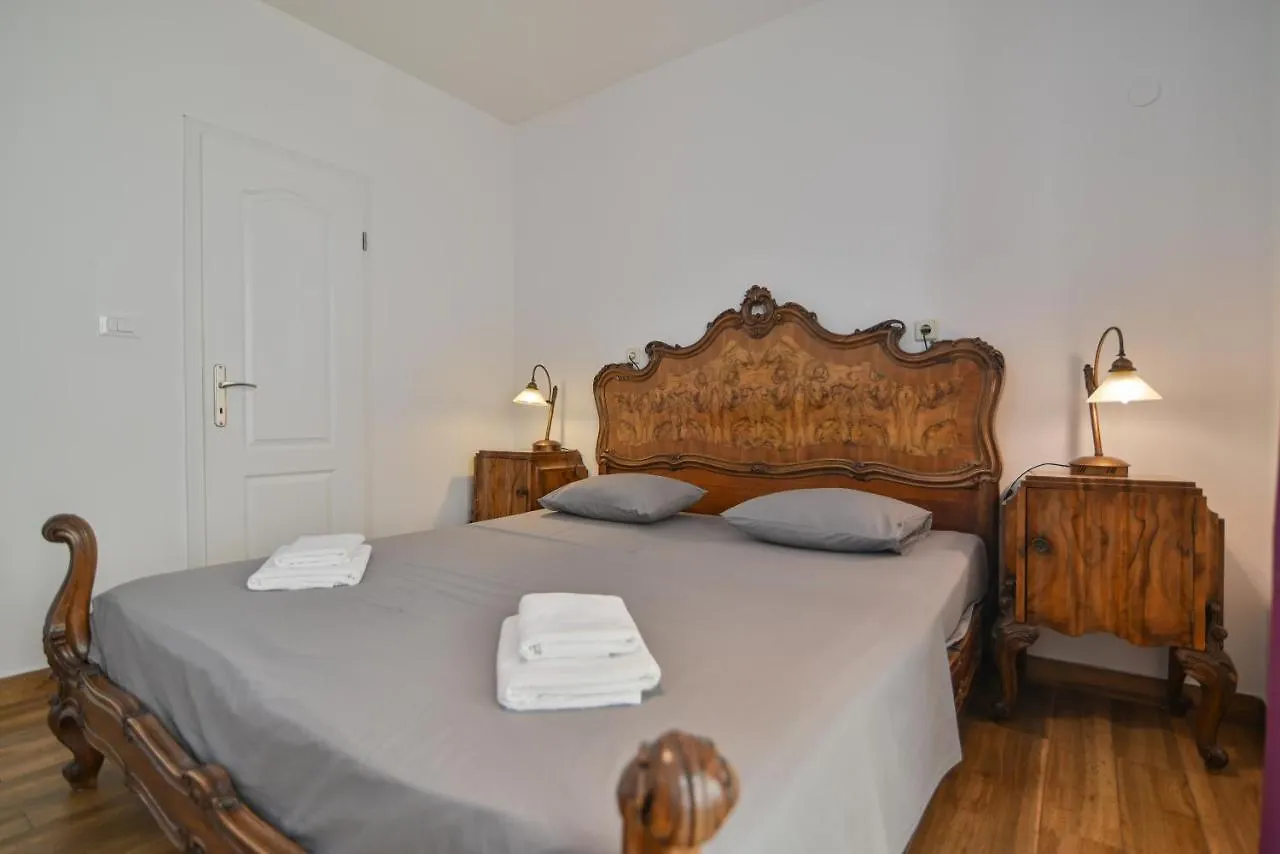بيت ضيافة Guesthouse Kate تروغير