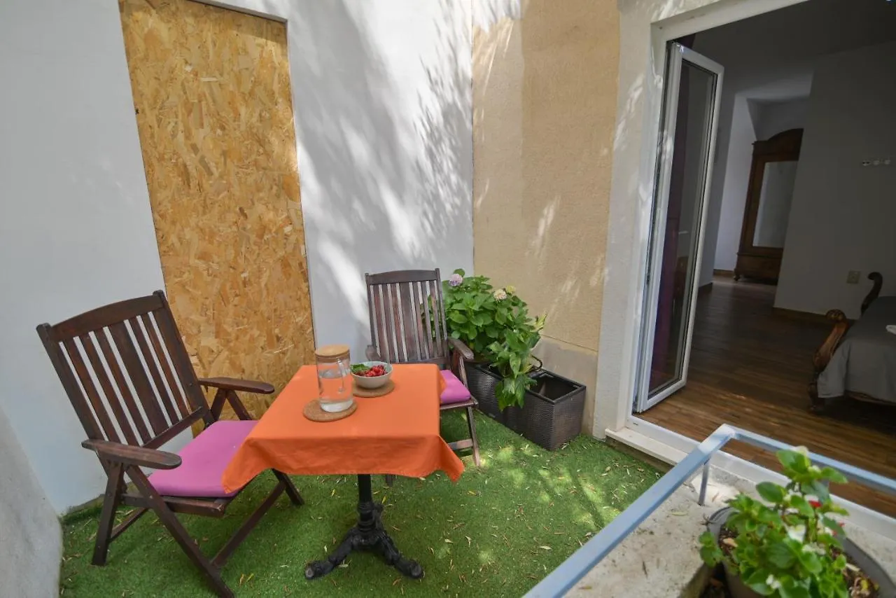 Guesthouse Kate تروغير بيت ضيافة